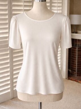 Express white Short Sleeve Round Neck Top